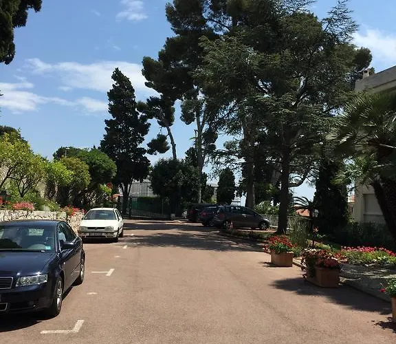 La Reale *